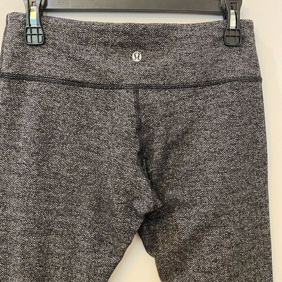 Lululemon Wunder Under Heathered Low-Rise Crop Leggings Women Size 8 - Picture 7 of 9